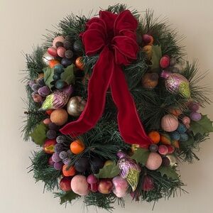 Waterford Holiday Heirlooms Wreath with glass birds and fruit.
